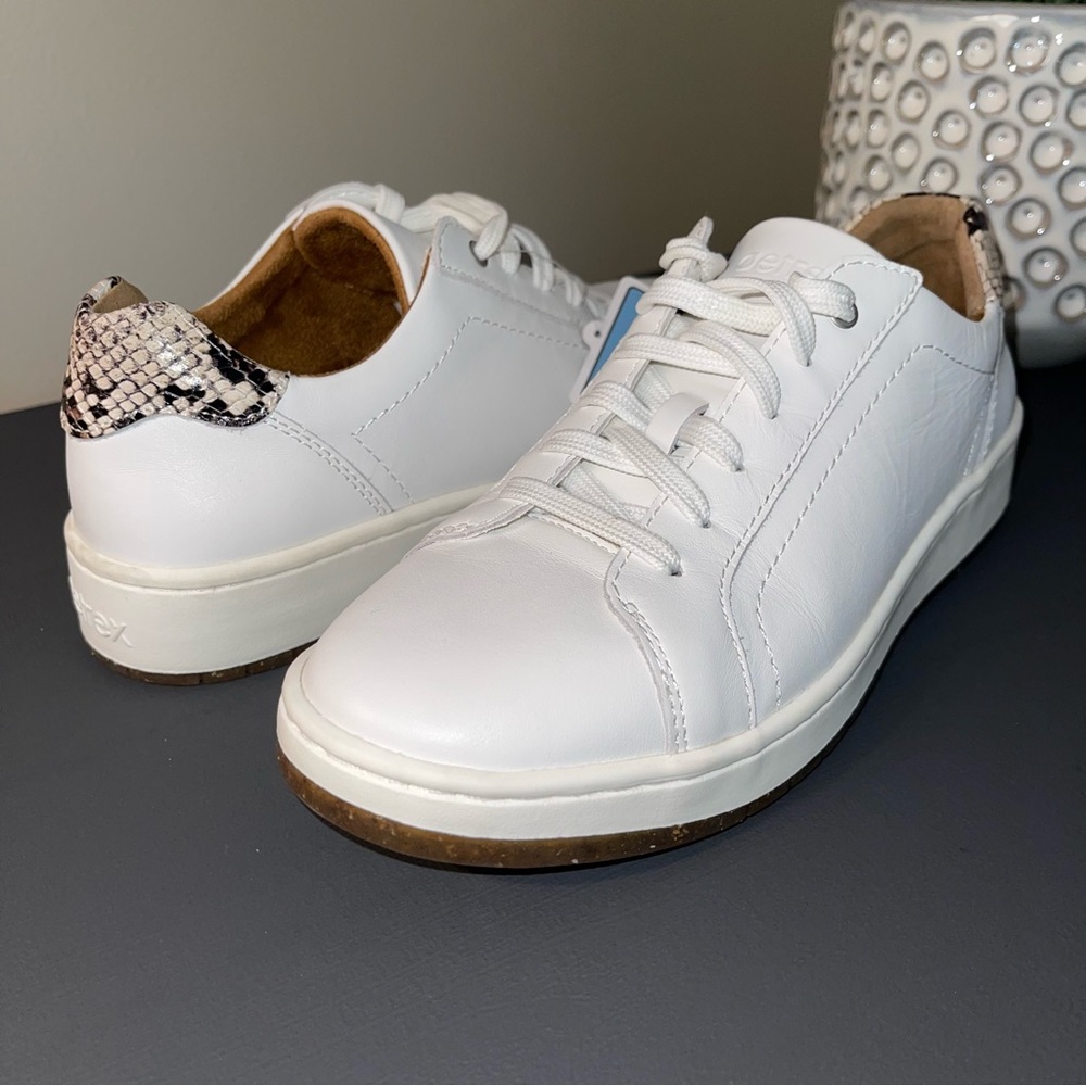 Aetrex “Blake” women’s comfort sneaker white size 7